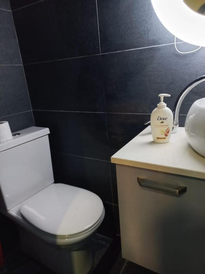 Penthouse Rooms & Aparts Тирана Экстерьер фото