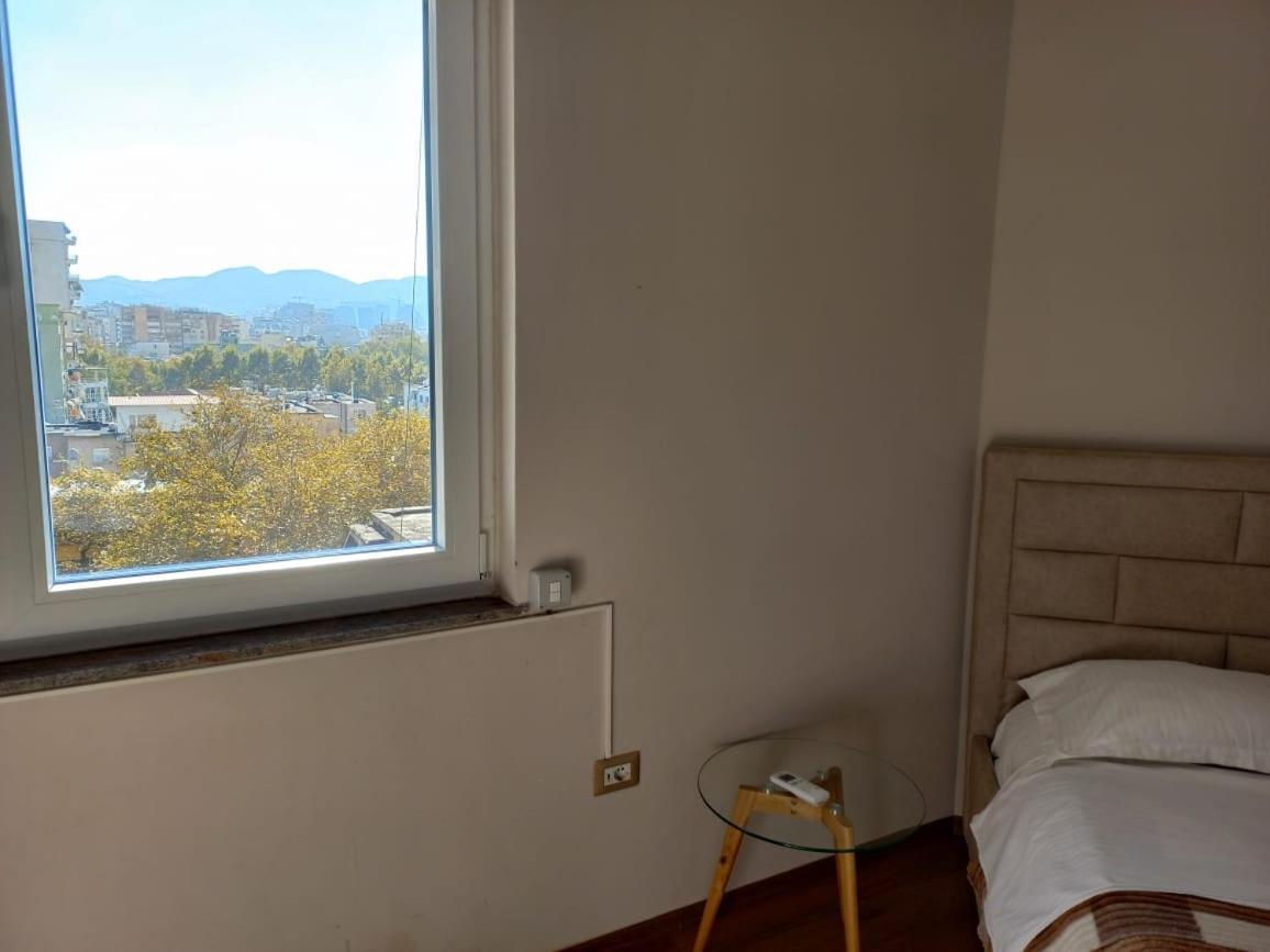 Penthouse Rooms & Aparts Тирана Экстерьер фото